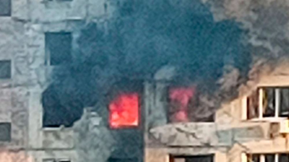 Свыше 10 человек пострадали после обстрела ВСУ Алчевска в ЛНР