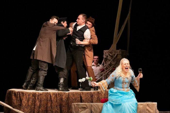 ��������� ������������� ������� ������������� ����� ����� ����� ���������� � ������ ������������ ���� �� ������� ������ ���������� ��������� "���" � "�����" �� ����� ���������� ���������� �������������� ������