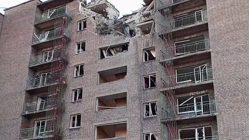 Глава Администрации города Алчевска Альберт Апшев рассказал о последствиях обстрела города Алчевска со стороны ВСУ 05.12.2022