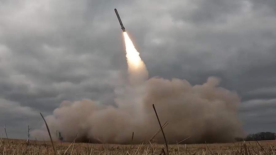 ������� ��������� � ����� ������� ������ � ���� HIMARS