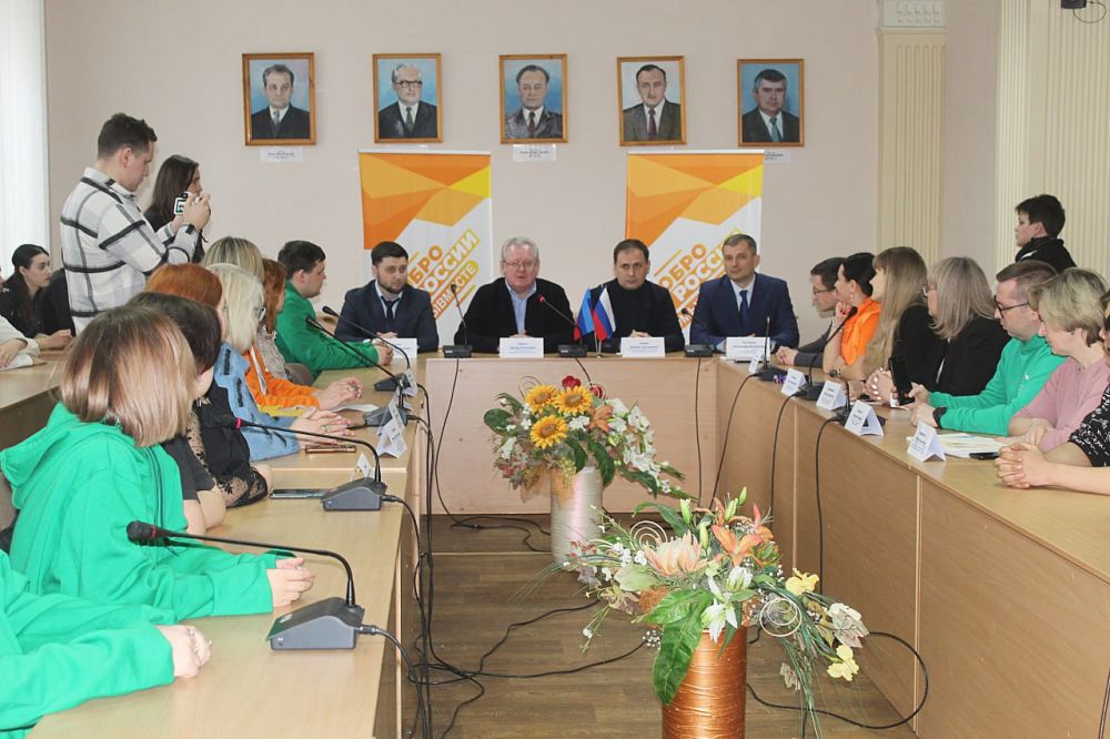 2 марта в ходе визита в Алчевск первый заместитель Губернатора Вологодской области Эдуард Зайнак и Глава Администрации...