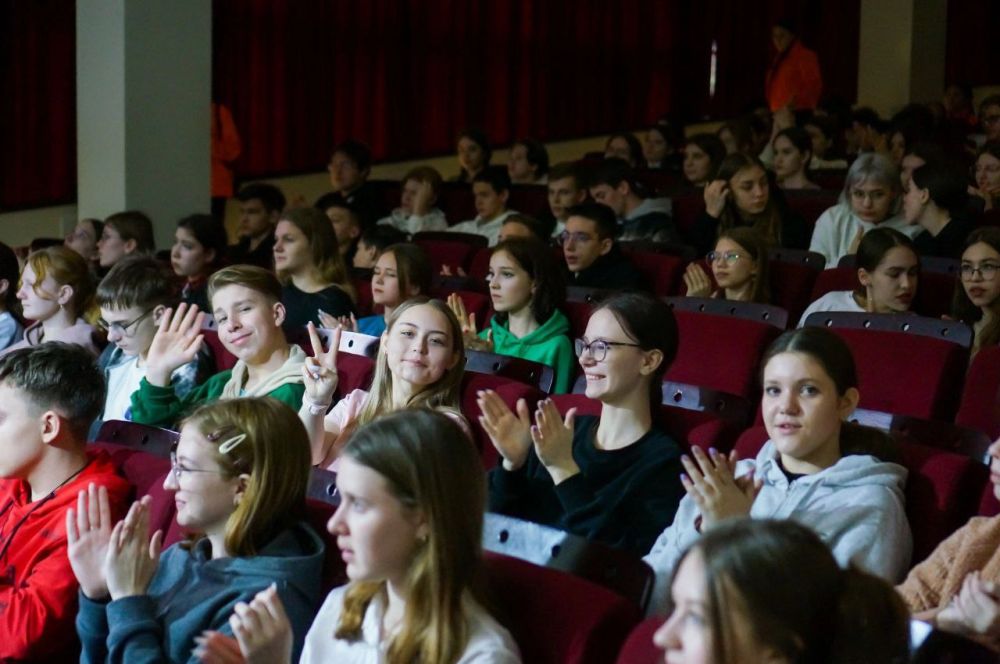 ������ ������ �������� �������� �� ��������� ���������� ����� "���-�����������" �� ������������� ������� ����� ������, ����� �������� ��� ���� ������� � ���������� �����������