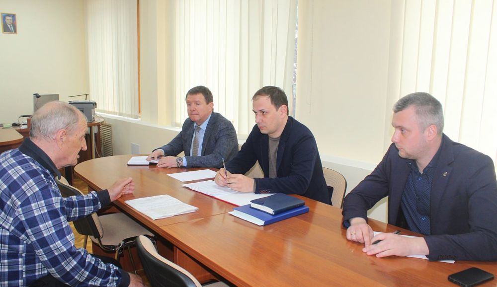 3 апреля член президиума регионального политического совета Луганского регионального отделения партии "Единая...