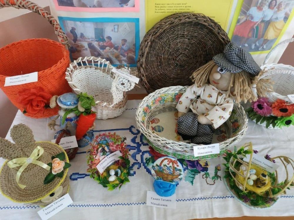 10 апреля в канун светлого праздника Пасхи в холле Государственного учреждения Луганской Народной Республики «Алчевский...