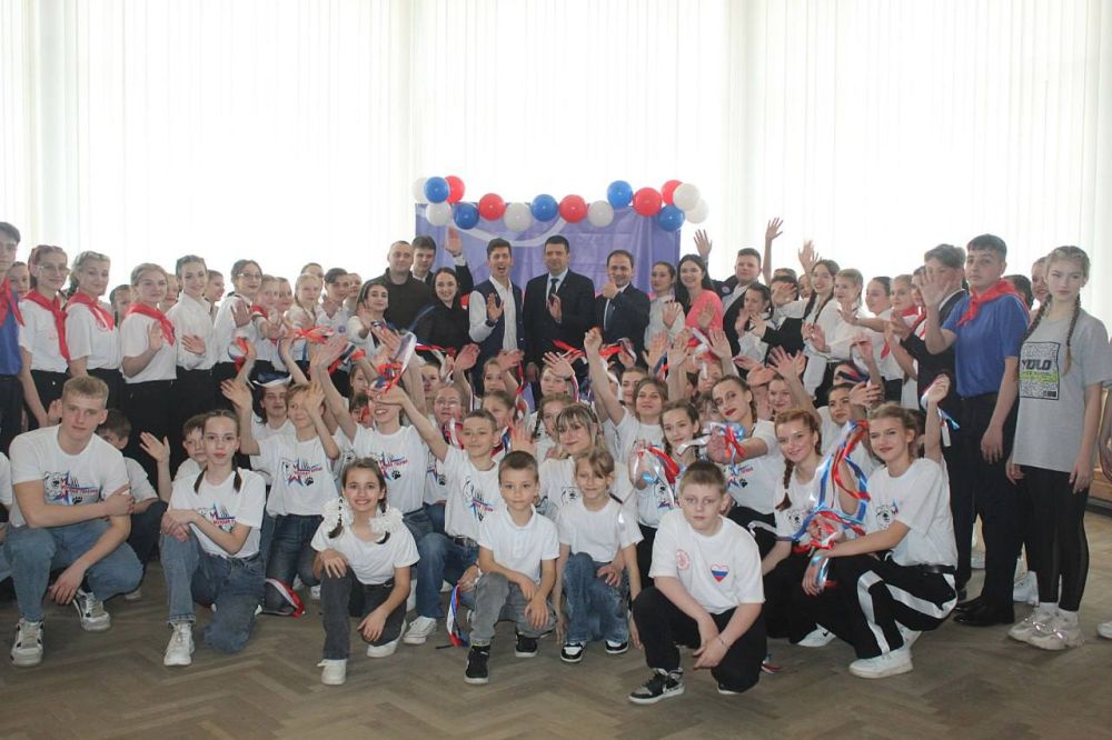 Олег Коваль: Первую в Луганской Народной Республике общегородскую ячейку Российской движение детей и молодёжи «Движение первых» открыли в Алчевске