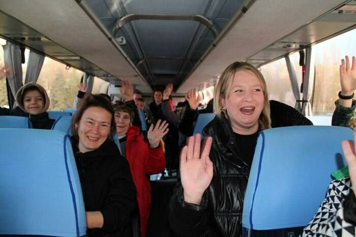 ДНР. Группа детей из Алчевска, страдающих заболеваниями сердечно-сосудистой системы, отправилась на реабилитацию в Санкт-Петербург