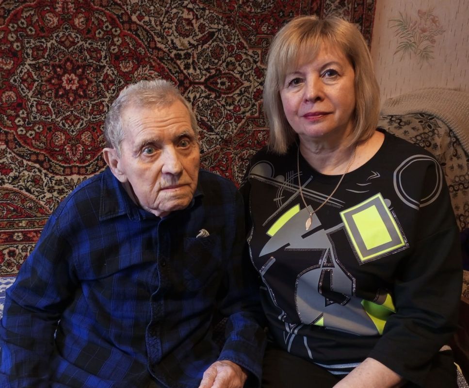 Врачи Алчевской городской поликлиники провели медицинский осмотр участника боевых действий в годы Великой Отечественной войны Николая Дмитриевича Иванова