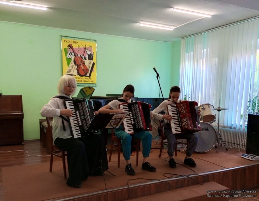 Есть события, которые забываются через месяц, стираются из памяти людской через год. Но есть события, значение которых не только не уменьшается со временем, а напротив, с каждым десятилетием приобретают особую значимость, становятся бессмертными