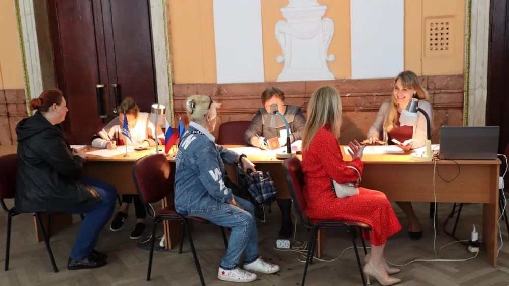 В Алчевске много желающих поучаствовать в предварительном голосовании Единой России