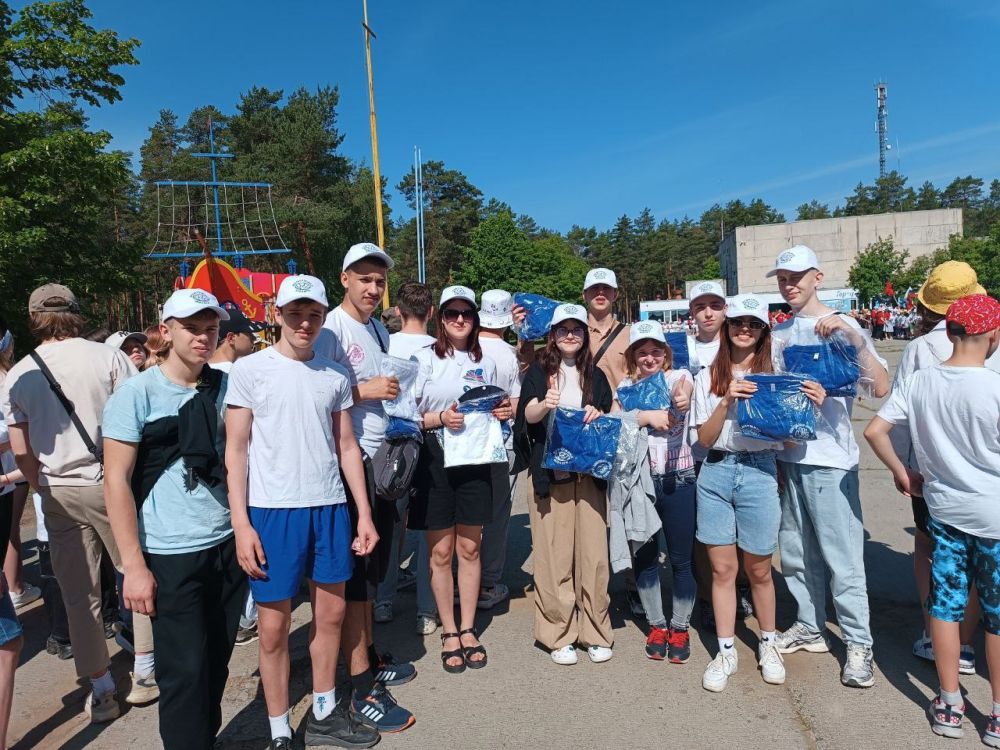 Алчевские ребята приехали в лагерь "Жемчужина Мологи"