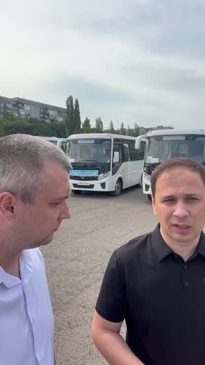 Максим Величко: В Алчевске на маршруты вышли десять новых автобусов