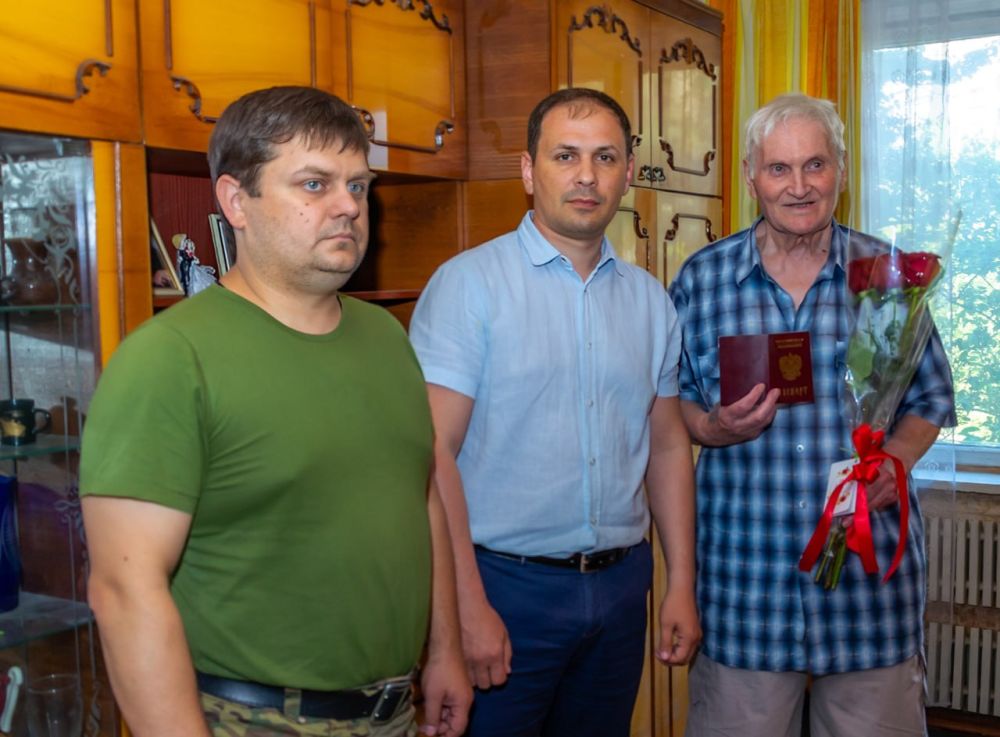 При содействии Администрации города Алчевска осуществлена выездная выдача паспортов РФ сотрудниками отдела по вопросам...