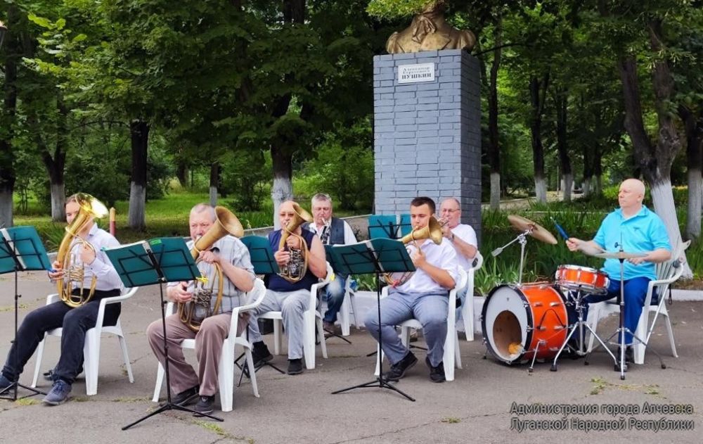 8 � 9 ���� ��������� � ��������������� ����������������� ������������ ������������ ����� ����� ������� � ����� �������� � ������ ��. ������ ���������� ����������� ��������������� ������ ������ ����� ���, � �������� ���������� � ������ ��������