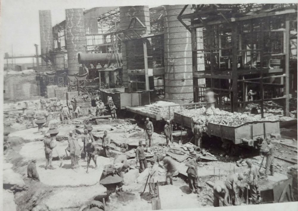 ���� ��������: � ����� �������� ������ ����������� ���������� �������������� ����������������� ������ ��.�.�.���������� 1944 ���� (���������� ����������������� ���������)