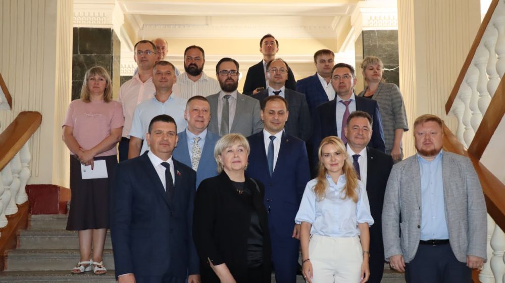 ������� ����������� � ����� ��� ���� ����� ������ ������� � ������� �����, ����������� �������� ������������ �����������