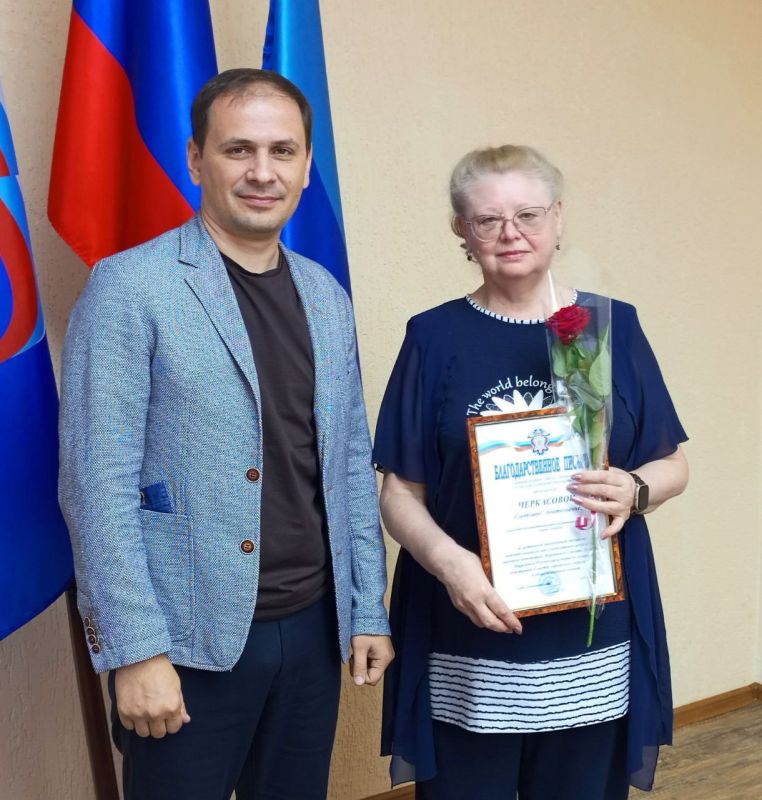 Альберт Апшев: Сегодня встретился с сотрудниками территориальной и участковых избирательных комиссий, которые на достойном уровне организовали и провели выборы в представительные органы местного самоуправления 8-10 сентября