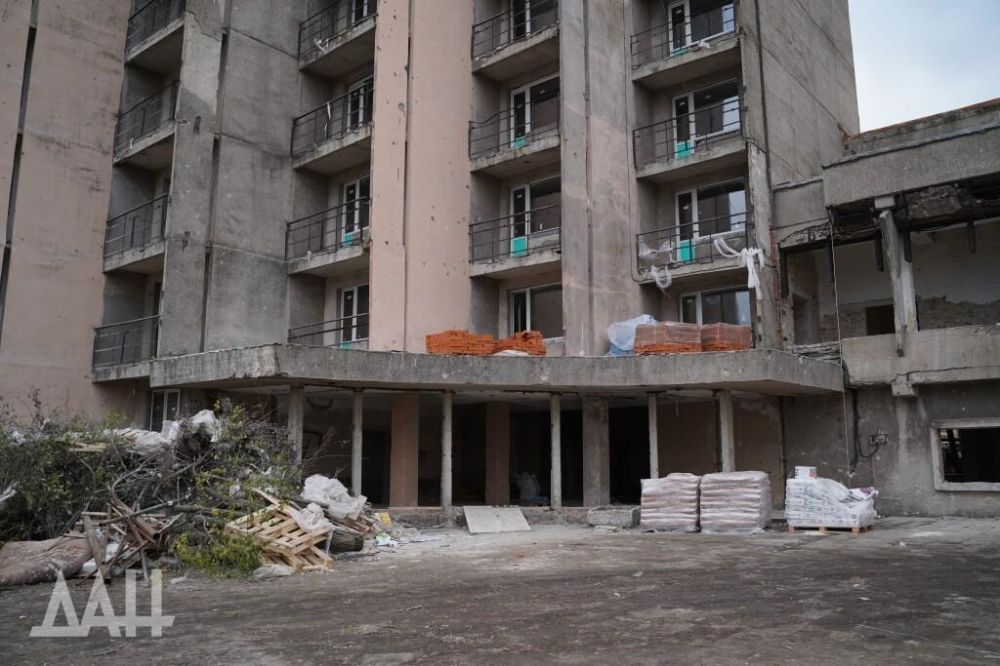 Проект бюджета включил 653,5 млрд рублей на программу восстановления новых регионов