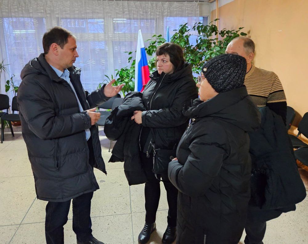 Альберт Апшев: Сегодня в Алчевской детско-юношеской спортивной школе №1 поговорил с родителями юных спортсменов