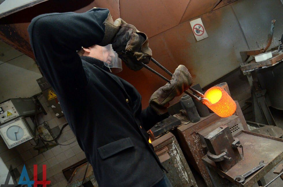 ДНР. Южный горно-металлургический комплекс планирует обновить производственные мощности предприятий, входящих в его состав...