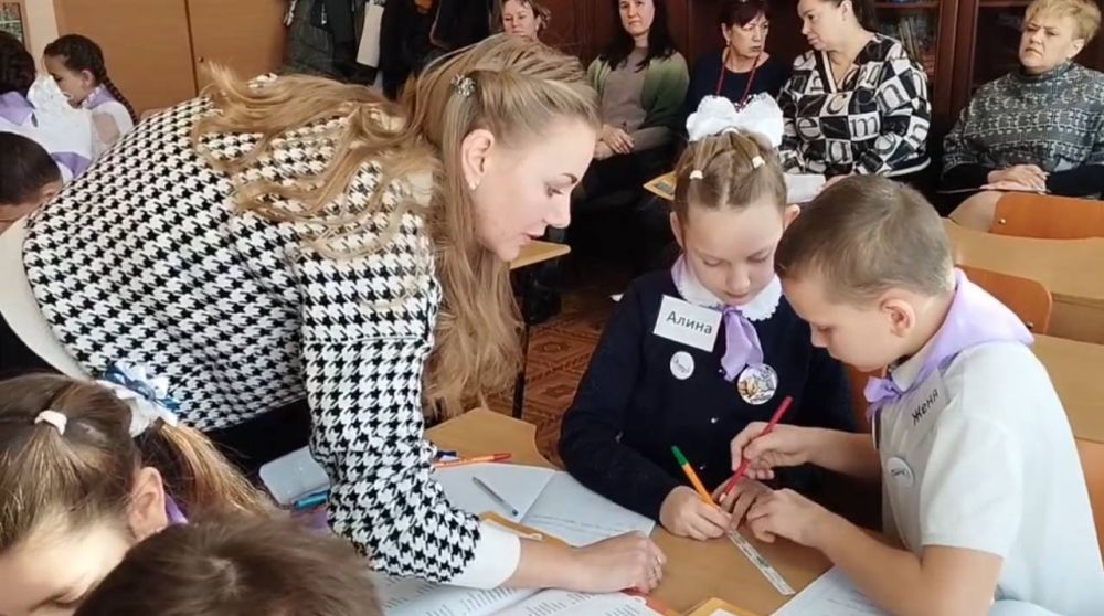 Уроки, занятия и мастер-классы от педагогов Алчевска!