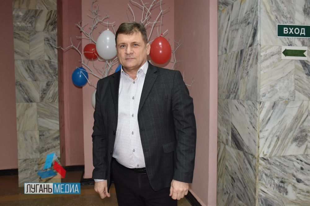 Председатель Совета города Алчевска Григорьевич Лысенко: