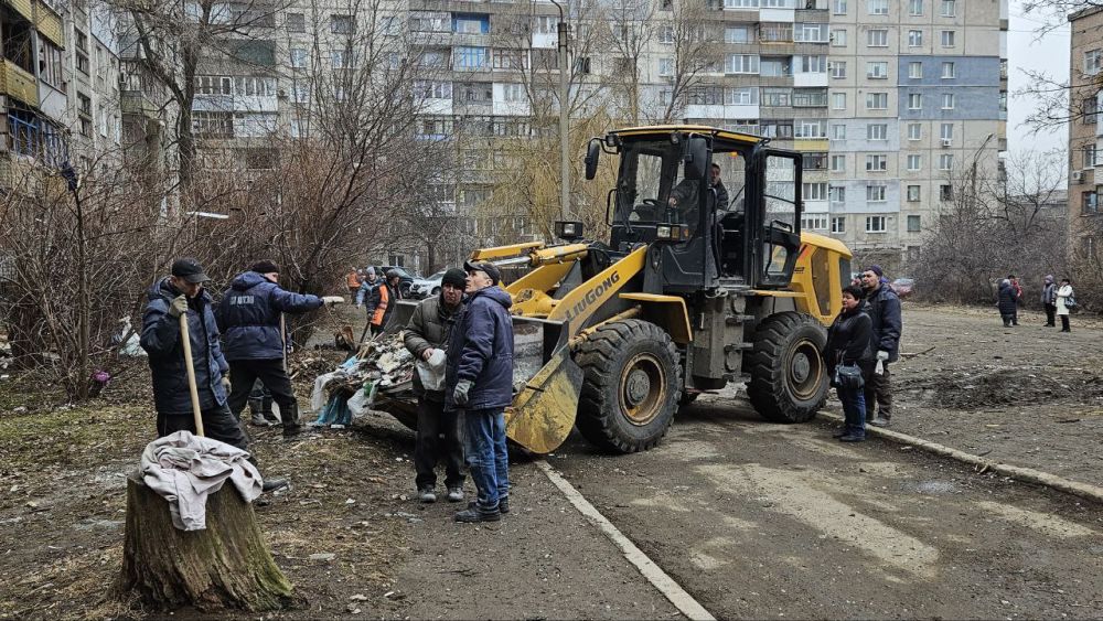 Украинский БПЛА атаковал дом в луганском Алчевске