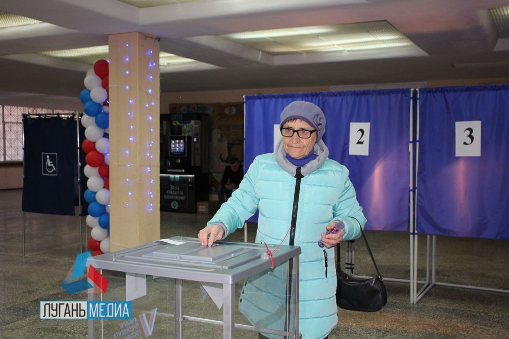 Валентина Дмитриевна Петренко, жительница Алчевска: