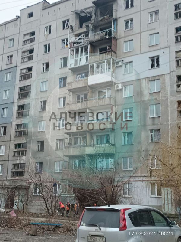 Борис Рожин: В Алчевске БПЛА противника прилетел в живую многоэтажку