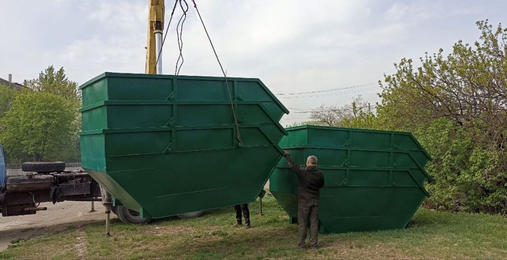 Альберт Апшев: Еще 18 бункеров для сбора негабаритного мусора появятся в алчевских дворах