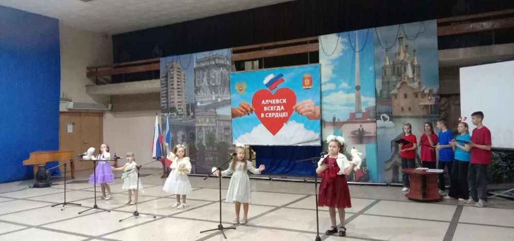 Состоялся открытый урок Образцовой студии эстрадной песни «Этюд Таис» - «Когда приходят чудеса»