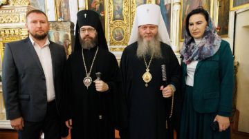 Денис Мирошниченко принял участие в архиерейской службе в день юбилея Николо-Преображенского собора