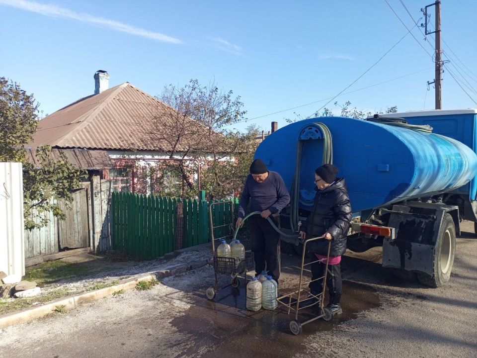 Осуществлен подвоз воды населению