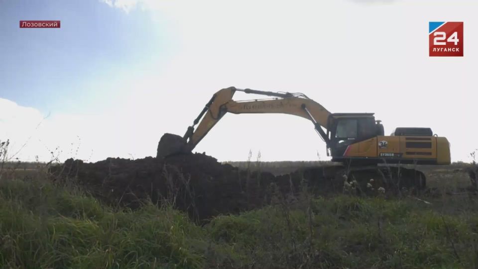Специалисты «Луганскводы» устраняют утечки на магистральном водоводе Лозовский-Алчевск
