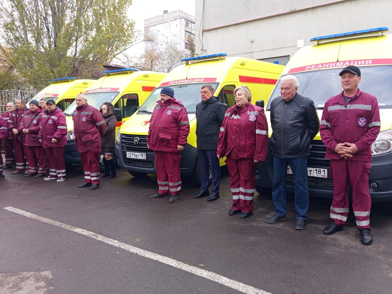 Парк «скорой помощи» ЛНР пополнился современными реанимобилями