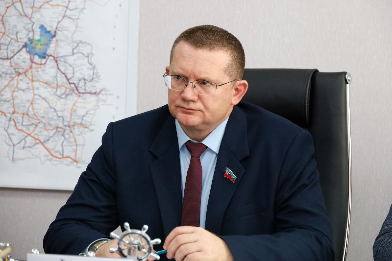 В Комитете по инфраструктуре рассмотрели вопросы жилищного строительства и водообеспечения