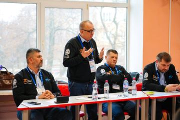 Сергей Зайцев успешно сдал итоговый экзамен в Алчевске