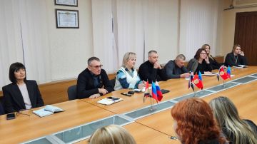  :               ..,            ...