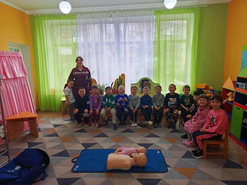 Инструкторы Школы медицины катастроф совместили празднование Дня матери с мастер-классами по первой помощи