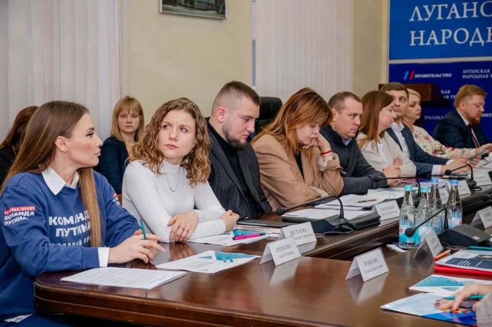 Леонид Пасечник: "Провели заседание Совета по улучшению качества жизни в регионе