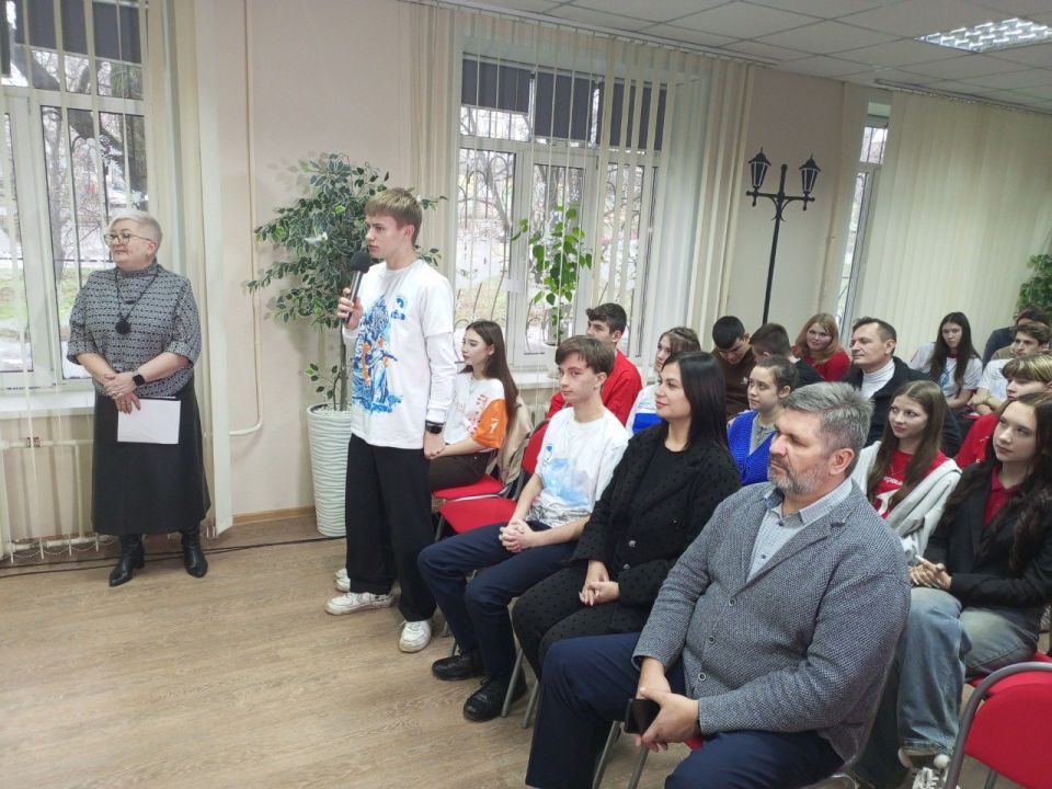 В Алчевске состоялось мероприятие, посвященное Дню добровольца (волонтёра) в России