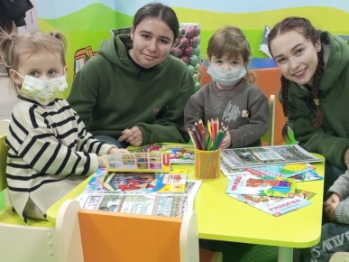 Новая детская игровая комната открыта в поликлинике Алчевска