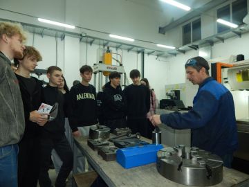 В Донбасском государственном техническом университете продолжается серия профориентационных встреч в рамках проекта «Университетские субботы»