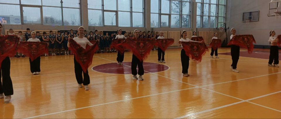 Алчевские спортсмены приняли участие в открытом турнире по баскетболу