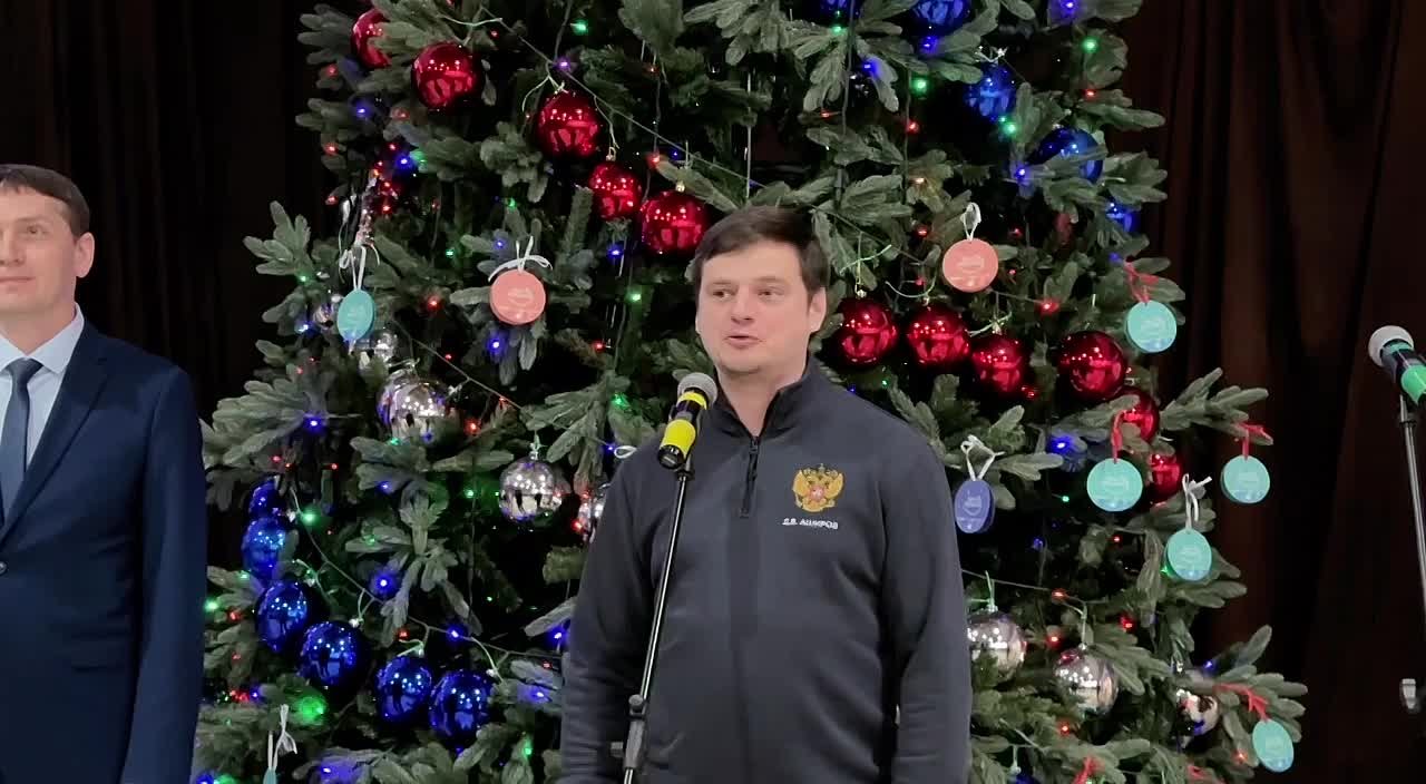 Молодёжь Алчевска получила свежий импульс для развития и самовыражения — в городе открылся новый молодежный центр «ПРОдвижение»