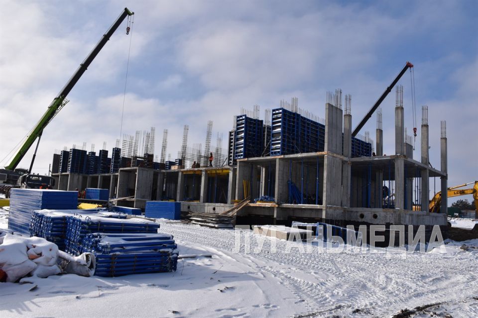 В Алчевске продолжается масштабное строительство многоквартирного жилья