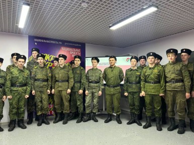 В нашем молодёжном центре состоялась увлекательная дискуссия на актуальную тему: «Рациональная покупка: быть или не быть?»