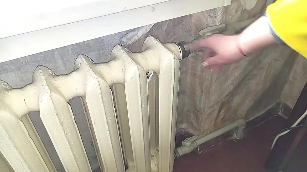 Светлана Гребенькова: Городские коммунальные службы Алчевска продолжают работать в усиленном режиме