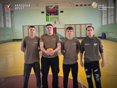 Молодёжка НФ знает, как важно трудиться на благо общества, заботиться о своей физической форме и поддерживать командный дух!