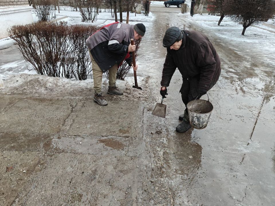 Боремся с гололедом!