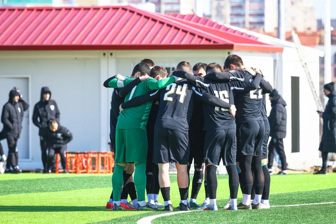 Луганская «Заря» возвращается в профессиональный футбол